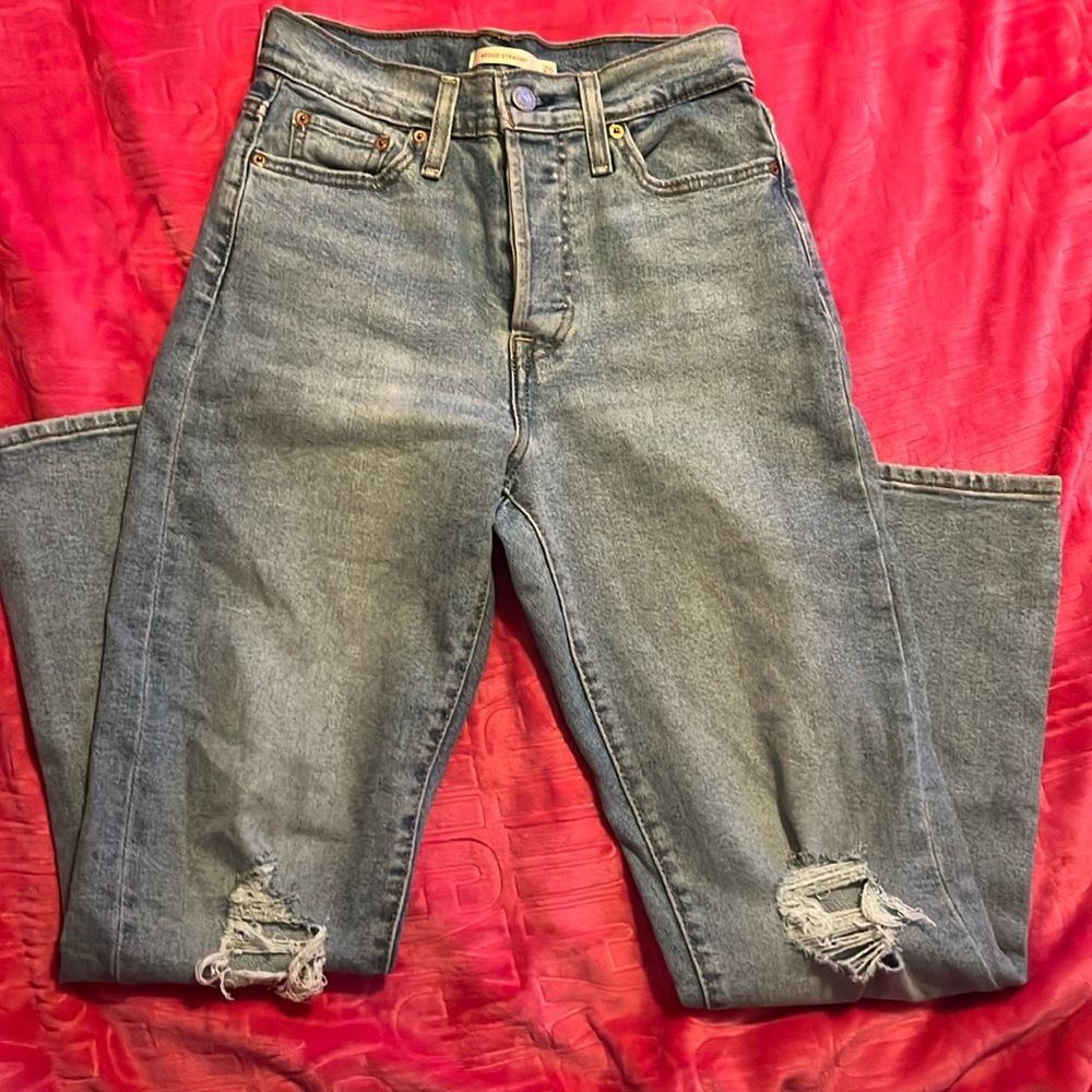 Levi's Women's Blue Distressed Jeans
